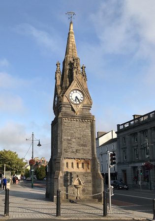Waterford street clock statue