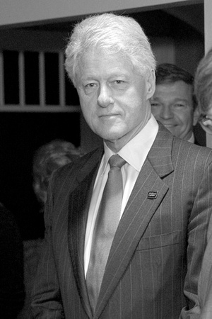Clinton-081e2