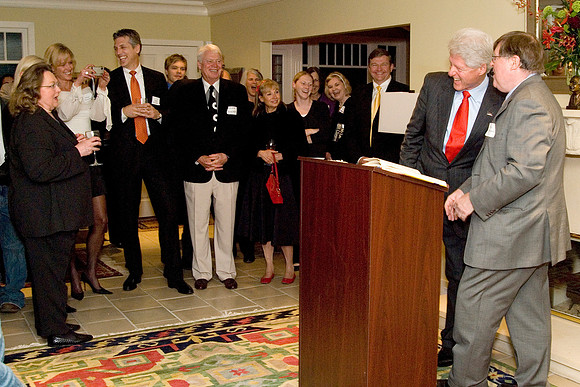 Clinton-077e